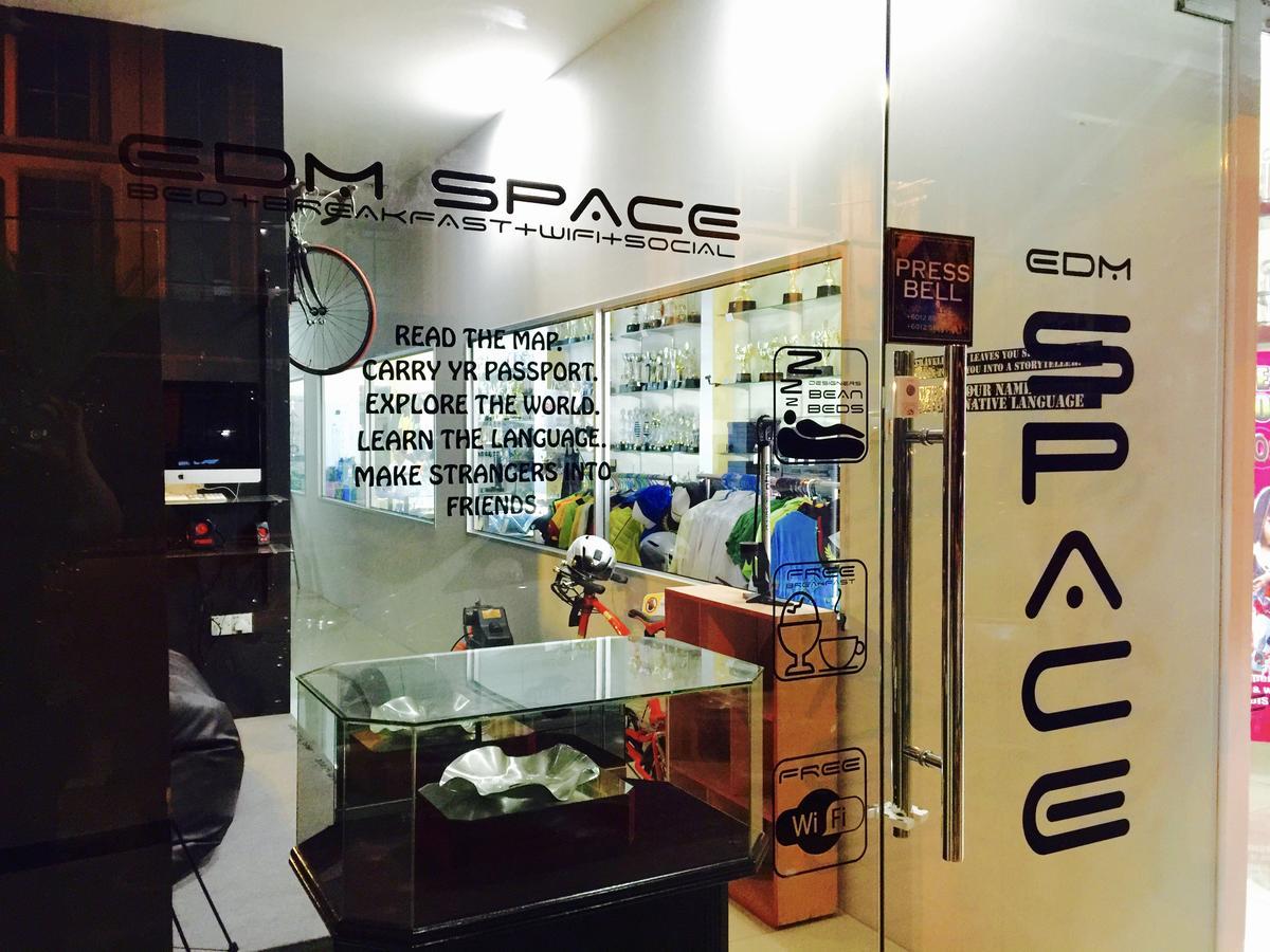 Edm Space Ipoh Exteriör bild