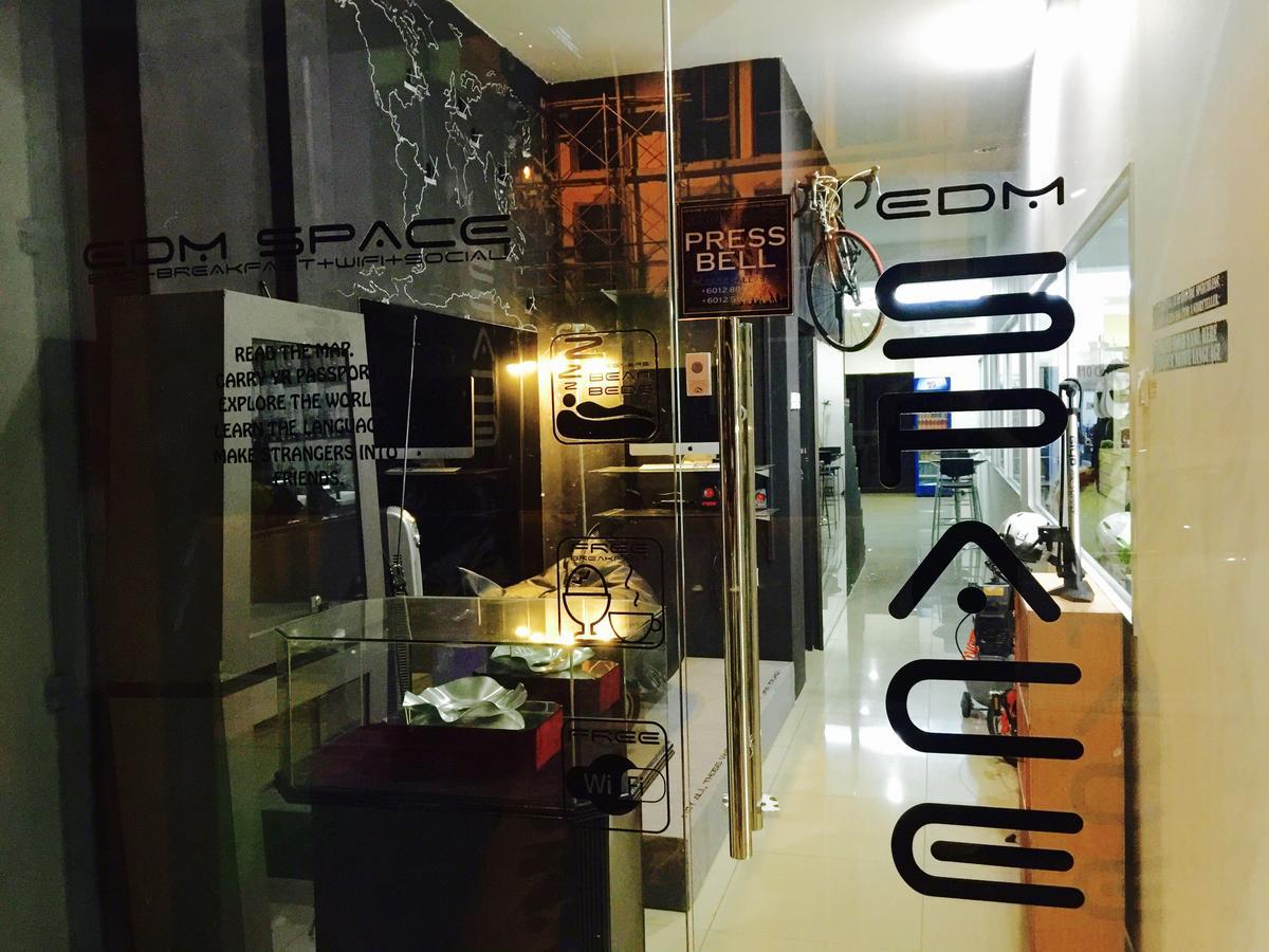 Edm Space Ipoh Exteriör bild